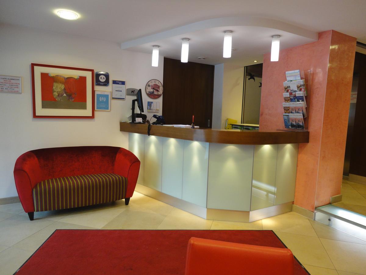 City Hotel Albrecht Schwechat Quarto foto